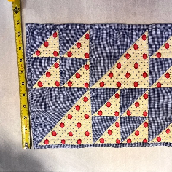 Vintage Hand Quilted Patchwork Wall Hanging or Table Topper | Apple Pattern - Picture 7 of 7